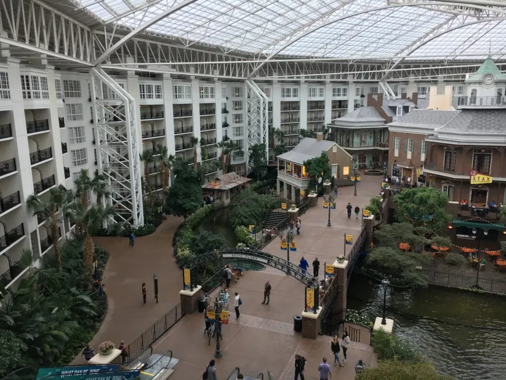 Gaylord interior view 2